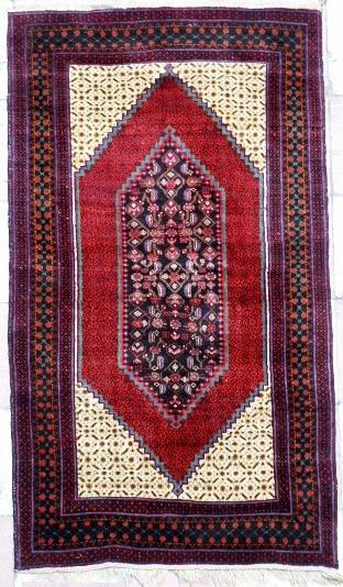 Dağkəsəmən xalçası<br> © Azərbaycan Xalça Muzeyi, DDK-8638, XX əsrin əvvəli