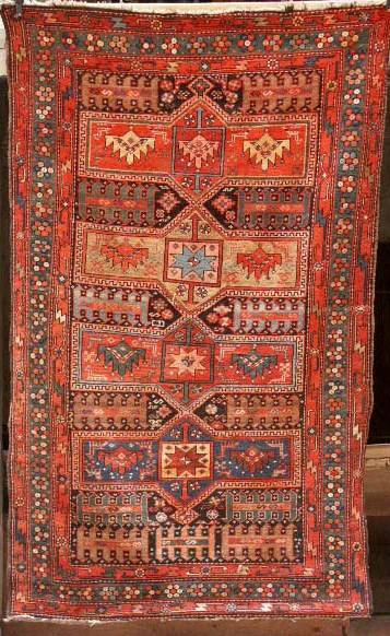 Çaylı xalçası<br> © Azərbaycan Xalça Muzeyi, DDK-6720, XX əsrin 30-cu illəri
