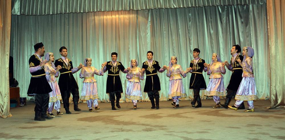 Şərur yallısı<br> © Azərbaycan Dövlət İnformasiya Agentliyi (AZƏRTAC), 2016