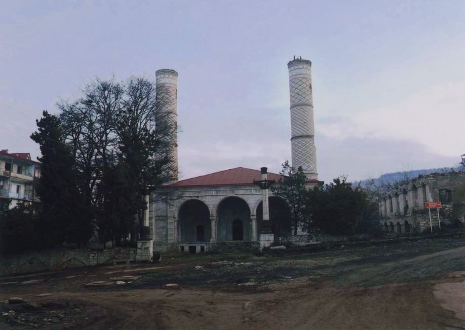 Erməni vandalizmi - Gövhər ağa məscidi
